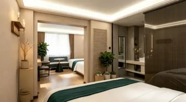Люкс Elong R.YUN Hotel (Zhangye West Railway Station Bell Tower Area)