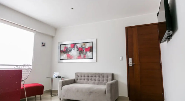 Люкс Apart Hotel Petit Palace Suites