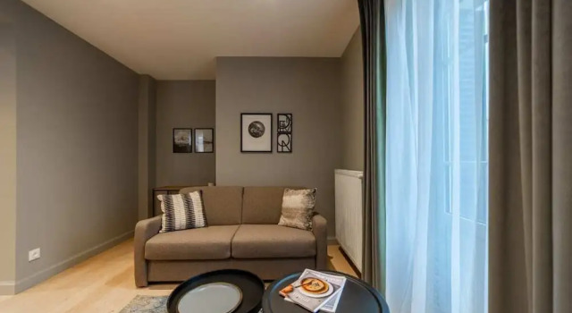 Belval Villa Rops Private apartment, Prenota Appartamento Hotel a Alvernia con parcheggio, Parcheggio