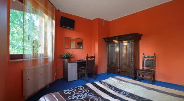 Restauracja Zajazd Kasztelan, Prenota Hotel Hotel economici a Krosno