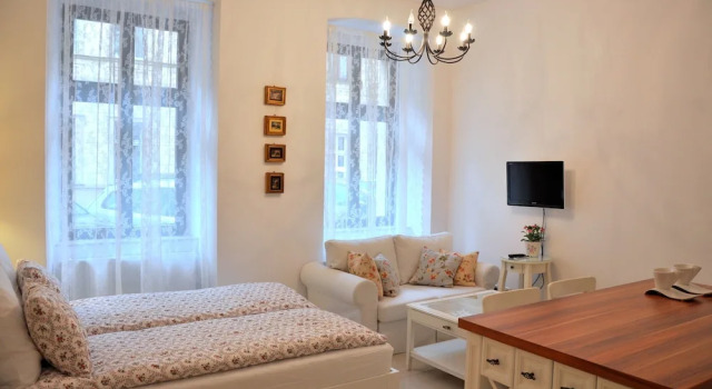 Студия Deluxe HappyGuests Apartments