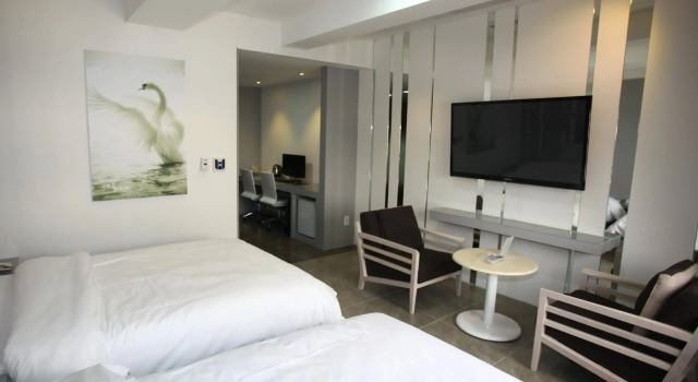 Suwon Reve Hotel