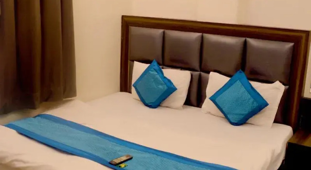 Двухместный семейный номер Standard Hotel Delhi Empire Dx