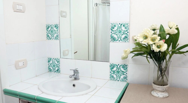 House With in Niscemi With Wonderful sea View and Enclosed, Book Hotel Hotels in Niscemi with Parking, Parking
