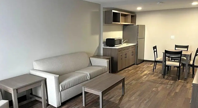 Люкс Red Roof Inn & Suites Wilkesboro