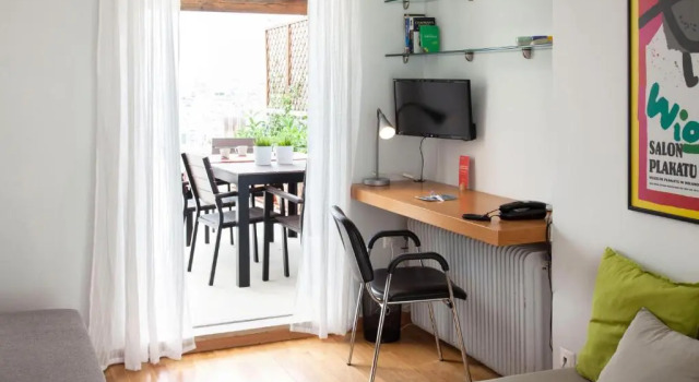 Homz AH02 Kolonaki Penthouse Studio, Забронировать Отель Афины Острова Саронического залива - Аттика, рядом с Theocharakis Foundation