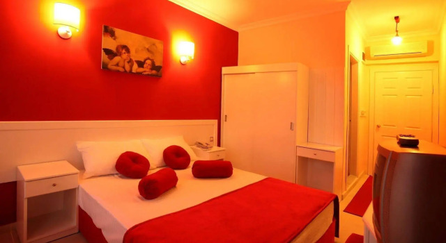 Destina Hotel