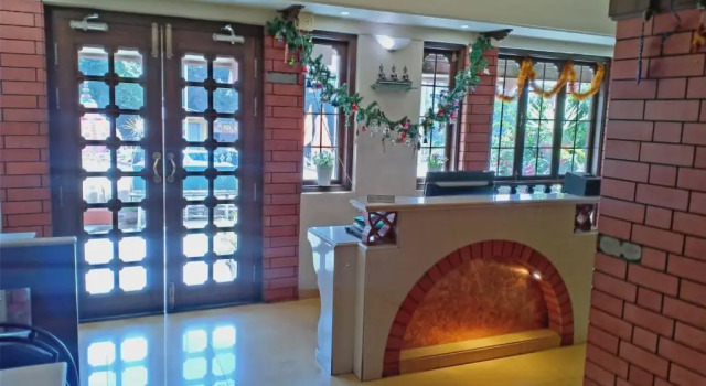 Hotel Sri Kamal International, Забронировать Отель Отели штата Махараштры 3 звезды, 3*