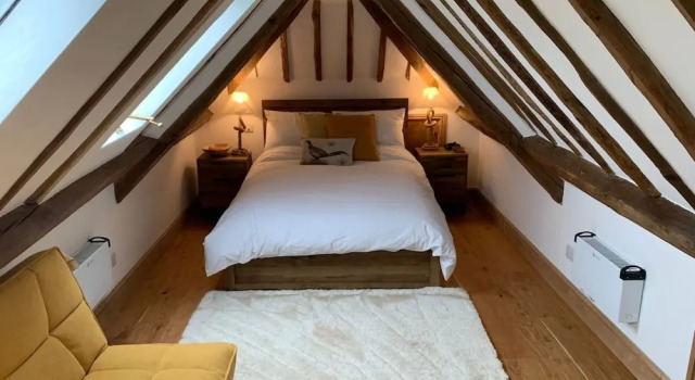 Sweet Small Barn With Tennis Court, Near Goodwood, Забронировать Дом для отпуска Коттеджи Исторического графства Суссекса, Коттедж