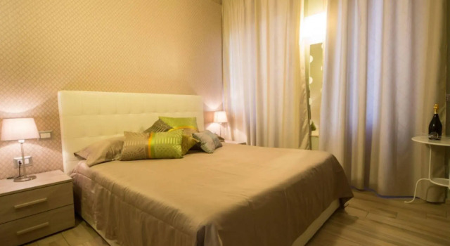 Mikale Rooms