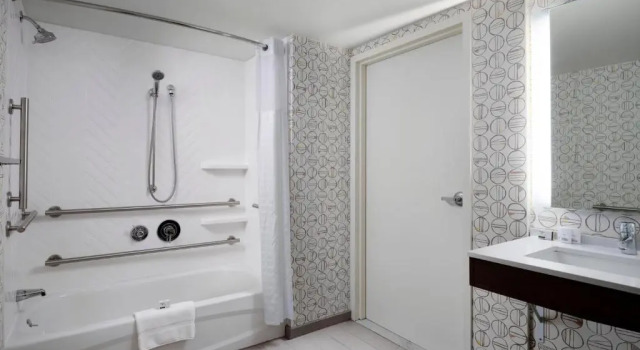 Двухместный номер Standard Holiday Inn & Suites Marlborough by IHG