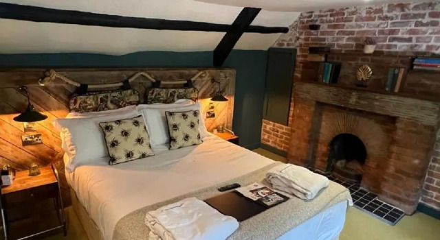 Номер Superior Castle Inn