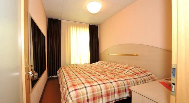 Autosole Economy, Rezerwuj Hotel Hotele w Riga z parkingiem, Parking
