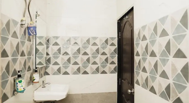 Трёхместный номер Deluxe Hotel Sai Bansi Residency, MIDC Industrial Area, Turbhe, Navi Mumbai