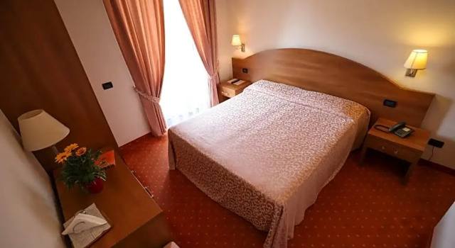 Номер Standard Hotel da Roberto