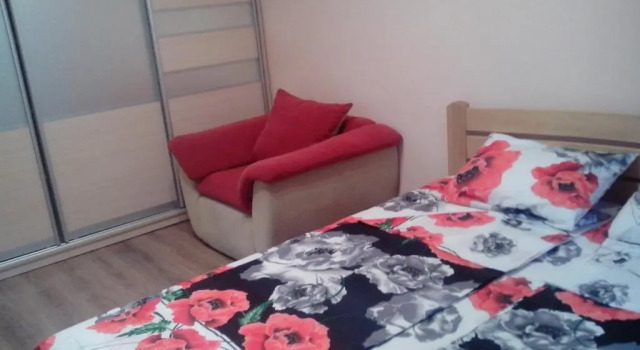 Apartment Syrec, Buchen Sie Ferienwohnung Shevchenkivskyj Kiew, in der Nähe von Babi Yar Memorial Park