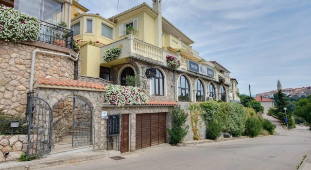 Luksuzne sobe Luce, Prenota Bed & breakfast Hotel a Isole Quarnerine con parcheggio, Parcheggio