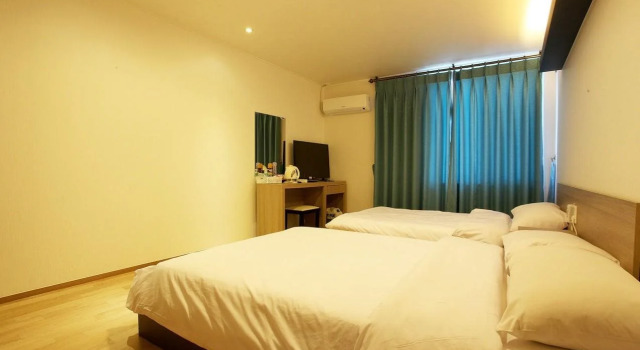 Picasso Hotel, Rezerwuj Hotel Jeju City 