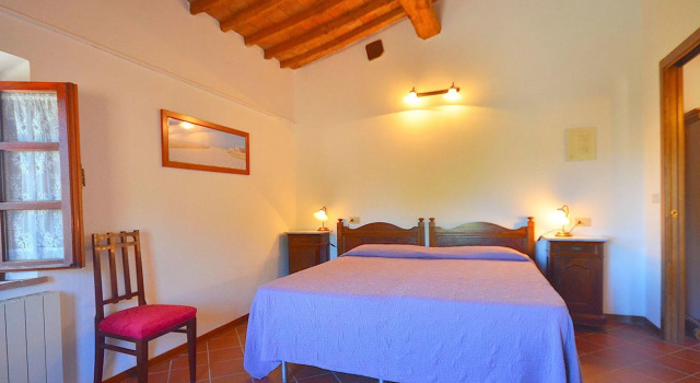 Scenic Farmhouse in Peccioli with Swimming Pool near Lakes, Book Feriehus Sommerhuse i Peccioli, Hytte