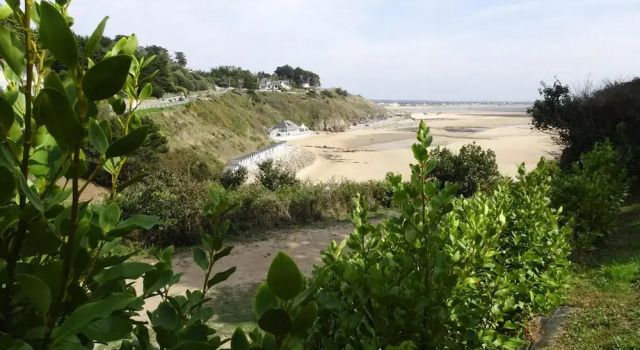 Коттедж Holiday Home in Barneville Carteret Near Beach