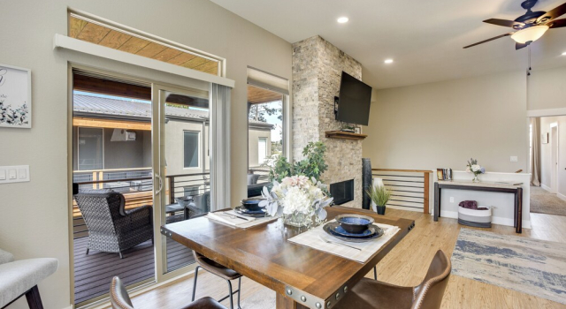 Dtwn Woodland Park Townhome w/ Covered Deck