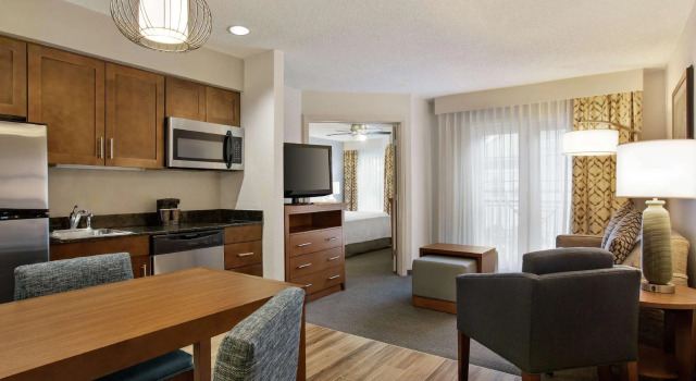 Двухместный номер Premium Homewood Suites by Hilton Kansas City Airport
