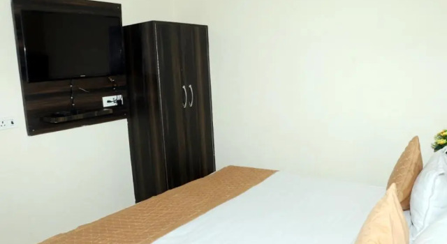 Номер Standard Hotel IVY Plaza