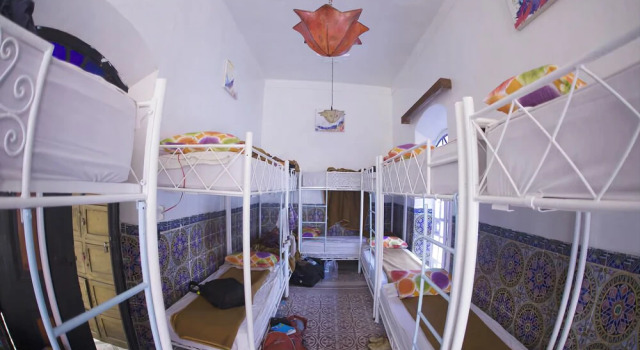 Atlantic Hostel, Забронировать Хостел Отели Марракеш-Тенсифт-Эль-Хауз с парковкой, Парковка