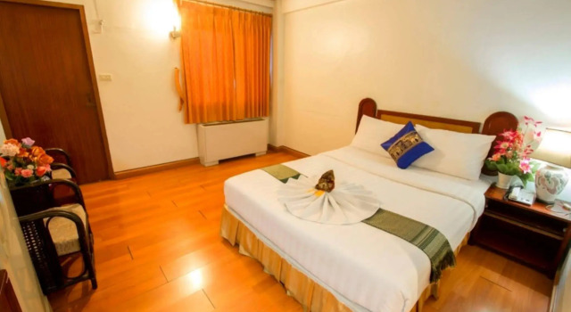 The base Pattaya condo TH, Забронировать Отель Отели Паттайя 3 звезды, рядом с Пляж Паттайя, 3*
