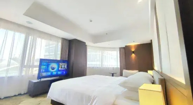 Люкс Royal MyHotel (Zhuhai Jinwan Huafa Shangdu Store)