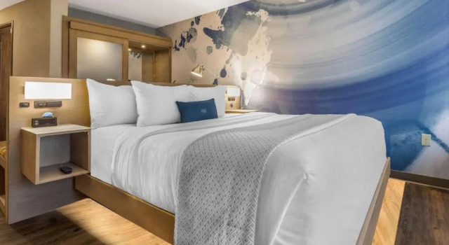 Номер Standard Cambria Hotel Milwaukee Downtown