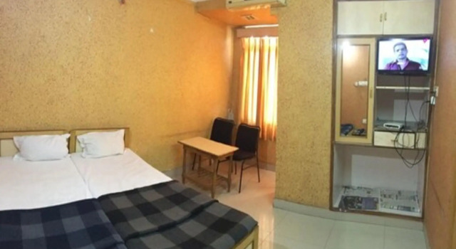 Hotel Rajdhani Plaza