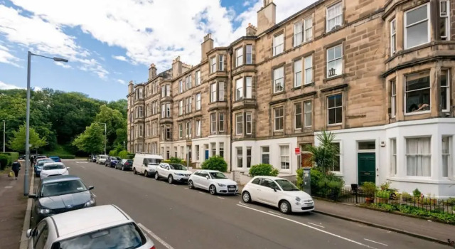 Newly Refurbished Duplex in Edinburgh City Centre, Забронировать Отель Эдинбург Midlothian, рядом с City Observatory