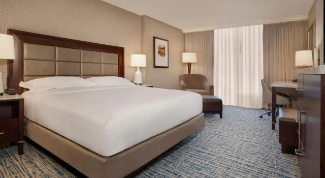 Номер с видом на бассейн Hilton Tampa Downtown