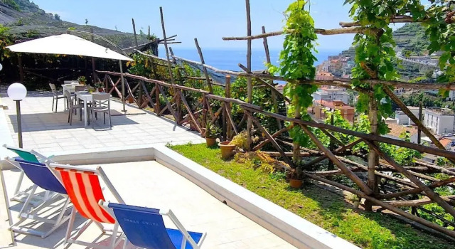 Villa in Lemon Grove With Sea Views & Sea Breeze, Забронировать Вилла Виллы Минори, Вилла