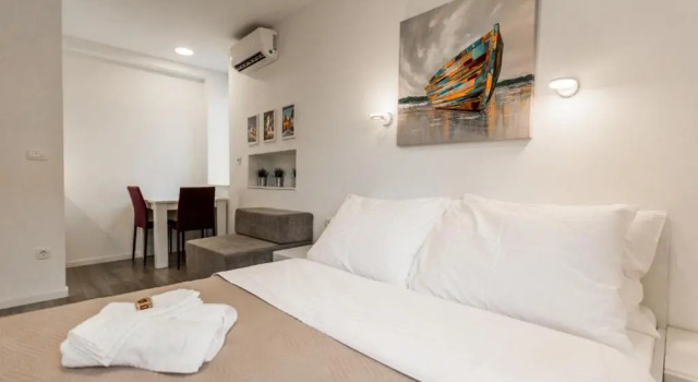 Студия Kings Street Apartments