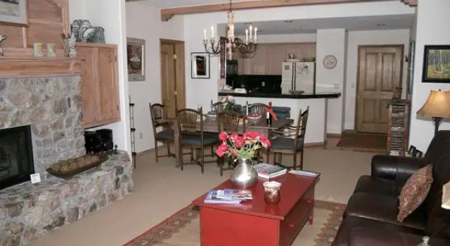 Seasons Lodge at Arrowhead: Beaver Creek Condo!, Забронировать Апартаменты/квартира Отели Бивер-Крик с бассейном, Бассейн