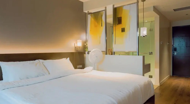 Полулюкс Hotel Residences at Acqua