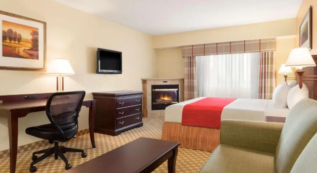 Люкс Country Inn & Suites by Radisson, Lincoln North Hotel and Conference Center, NE