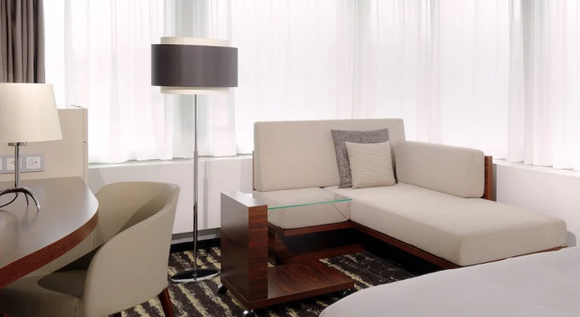 Двухместный номер Deluxe Zurich Marriott Hotel