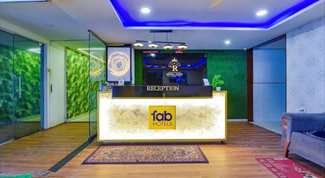 FabHotel Royal King, Rezerwuj Hotel Koba Gujarat