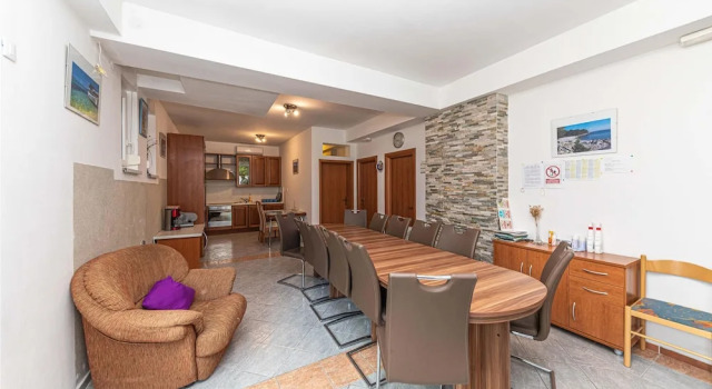Awesome Home in Okrug Donji With 8 Bedrooms, Wifi and Outdoor Swimming Pool