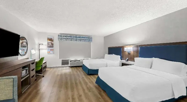 Шестиместный номер Standard Hampton Inn Chattanooga-North