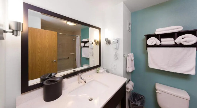 Четырёхместный люкс Sunset Motel Hood River