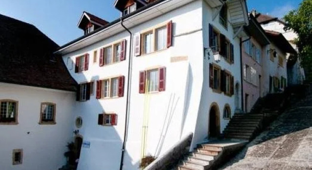 Hotel Garni Altstadt Erlach GmbH, Prenota Hotel Hotel a Canton Berna con parcheggio, Parcheggio