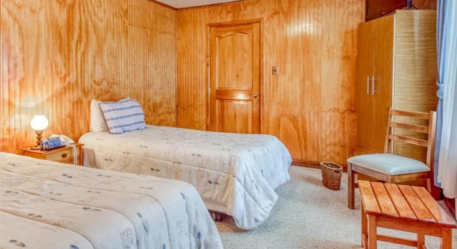 CHALET CHAPITAL Punta Arenas, Prenota Chalet Cottage a Los Lagos, Cottage