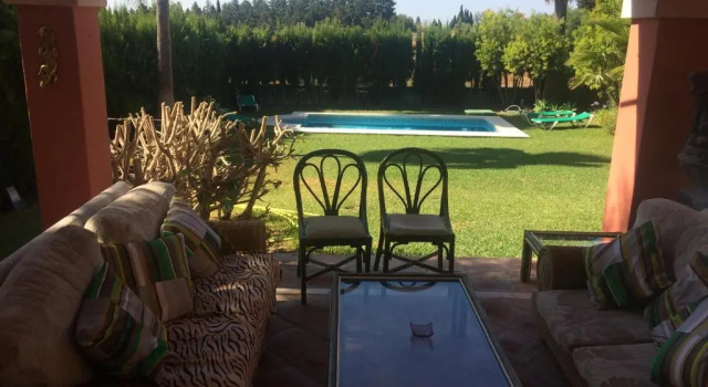 Вилла Villa 9 La Alzambra-Puerto Banus