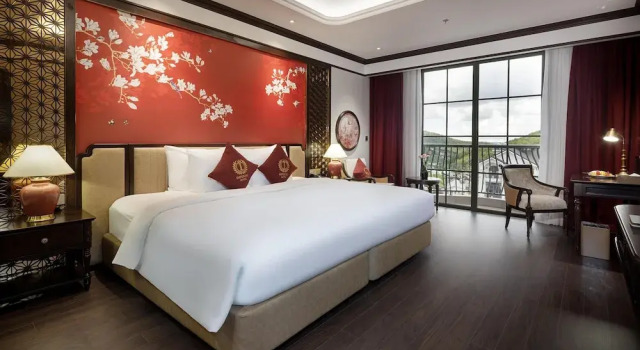 Двухместный номер Deluxe с балконом и с красивым видом из окна Best Western Premier Imperial Dalat