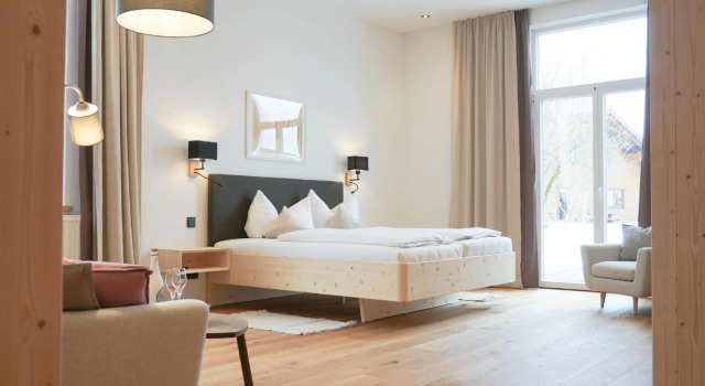 Landhotel und Gasthof Kirchberger, Book Hotel Wildsteig Pfaffenwinkel