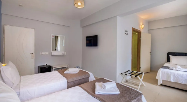 Трёхместный номер Standard Himm Hotel